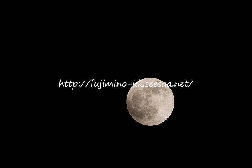 月